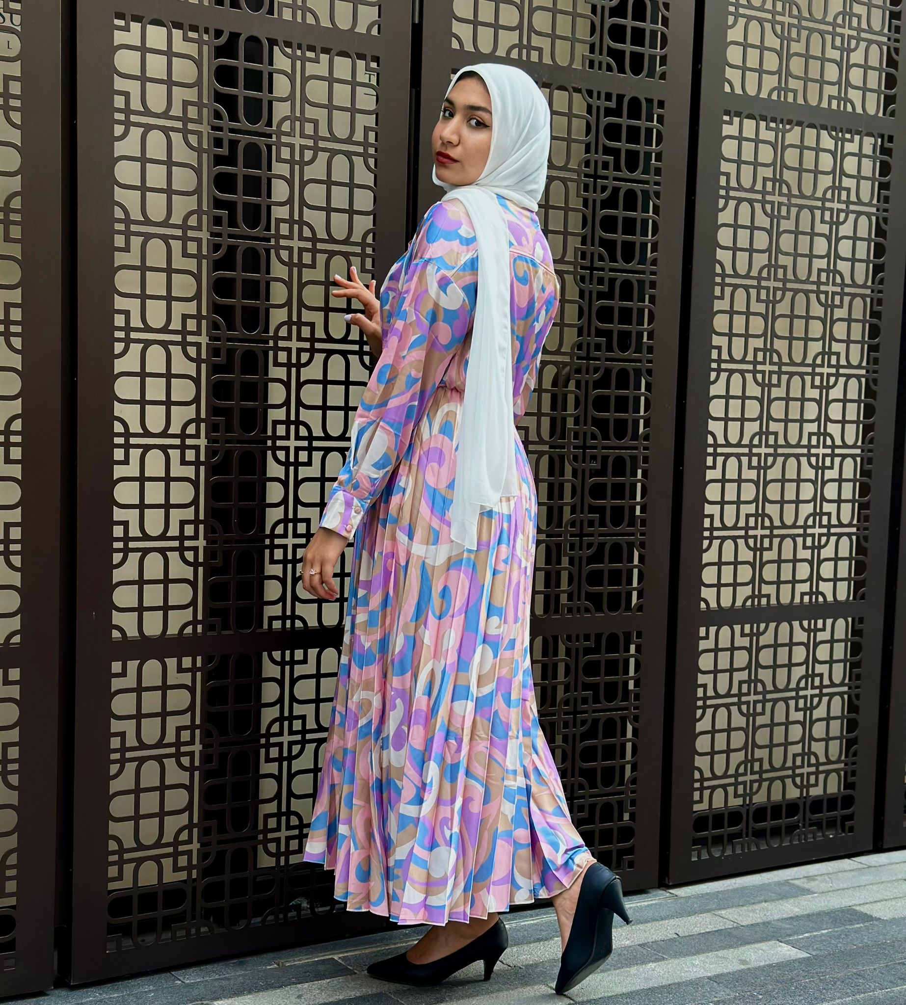Turkish satin dress - Image 3