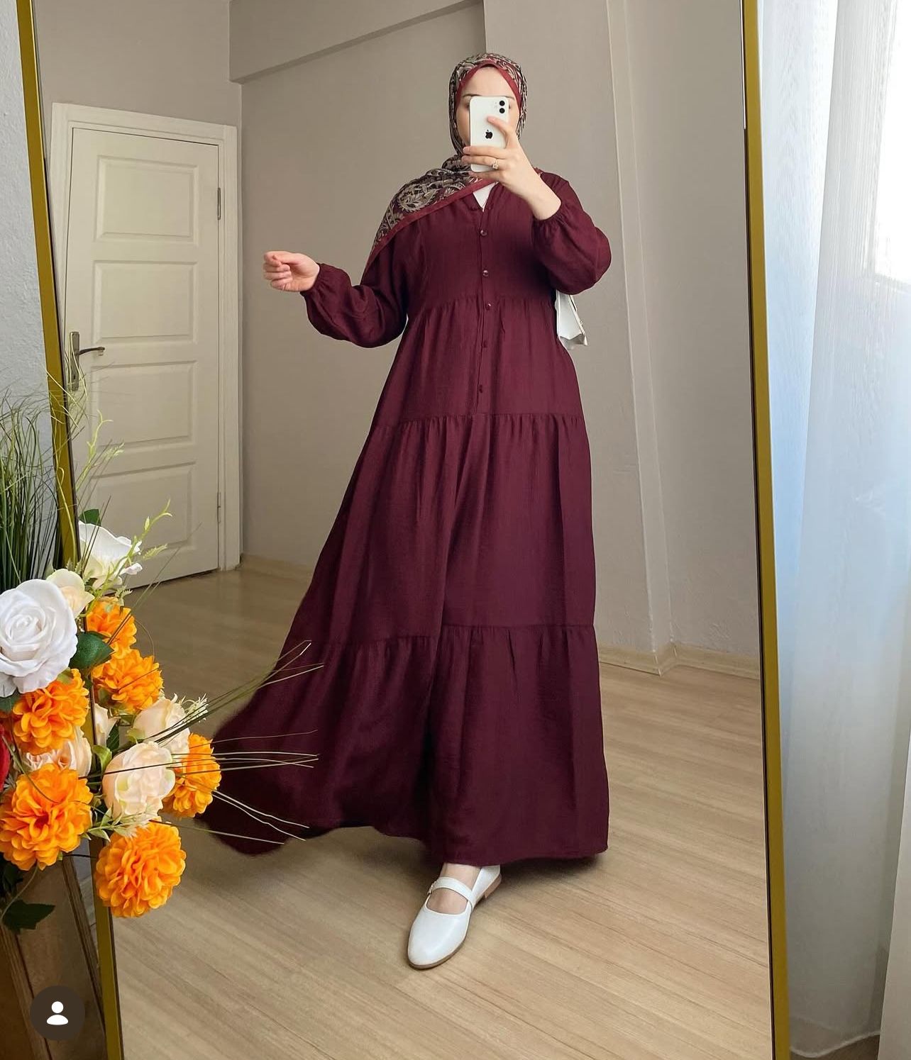 فستان سادة بالوانه المميزة - Image 4